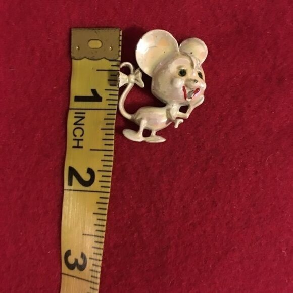 Vintage Enameled Mouse Pin Luster White Brooch - Picture 2 of 4